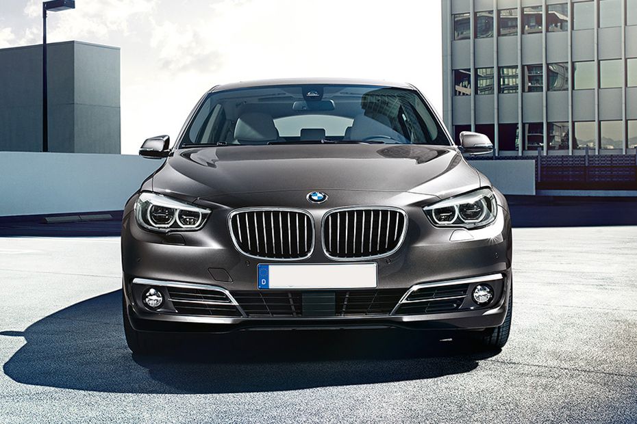 Full Front View of 5 Series Gran Turismo Full Front View of 5 Series Gran Turismo