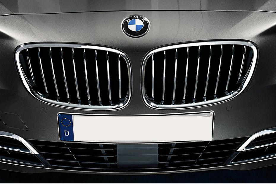5 Series Gran Turismo Grille View 5 Series Gran Turismo Grille View