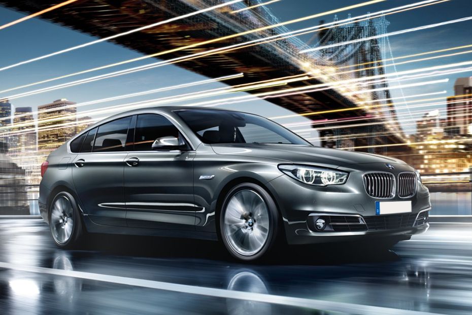 5 Series Gran Turismo Medium Angle Front View 5 Series Gran Turismo Medium Angle Front View