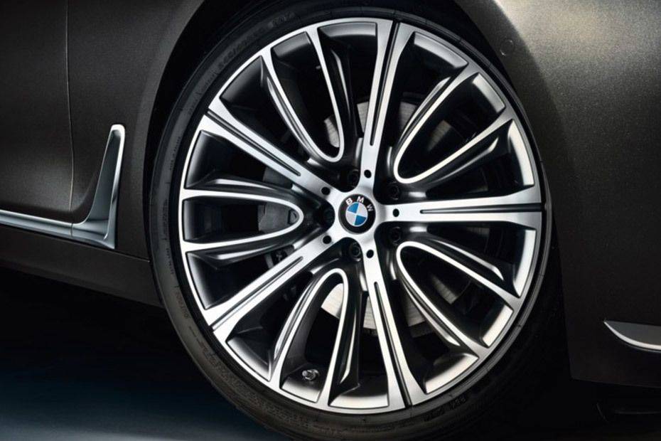 7 Series Sedan Wheel 7 Series Sedan Wheel