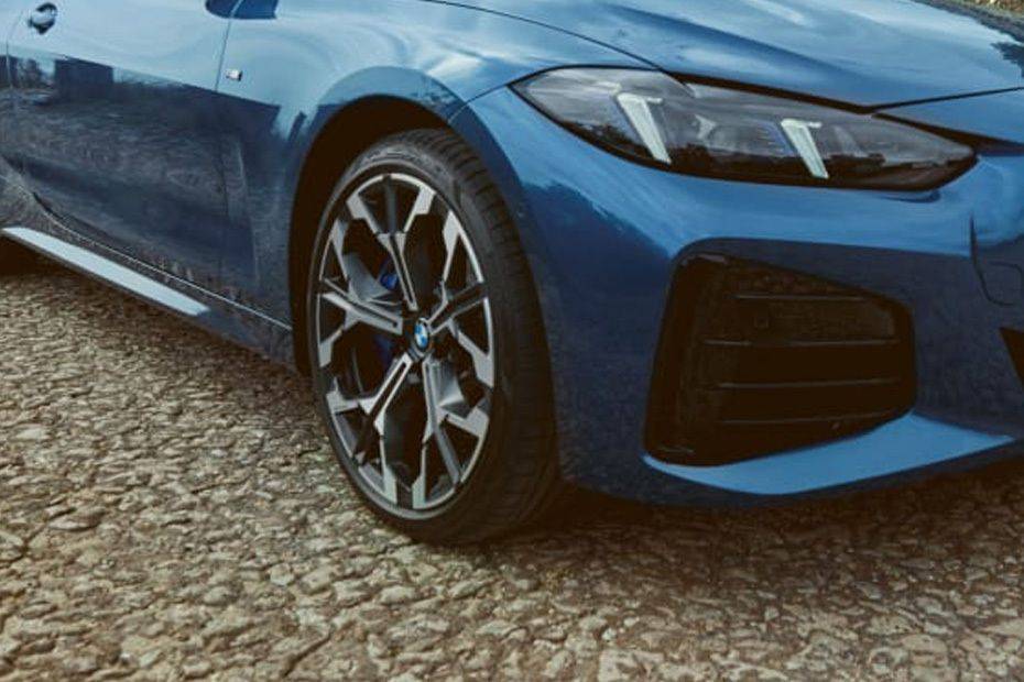 الفئة الرابعة المكشوفة Wheel الفئة الرابعة المكشوفة Wheel