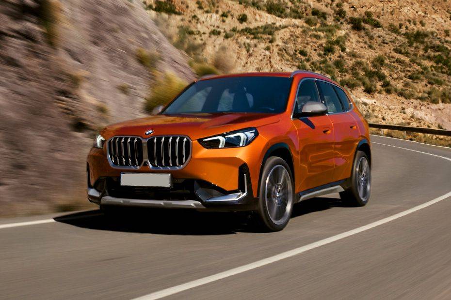 BMW X1 Front angle low view BMW X1 Front angle low view