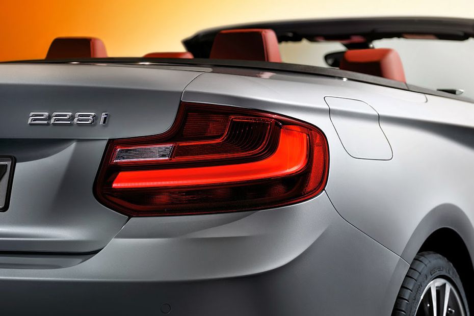 2 Series Convertible Tail light 2 Series Convertible Tail light