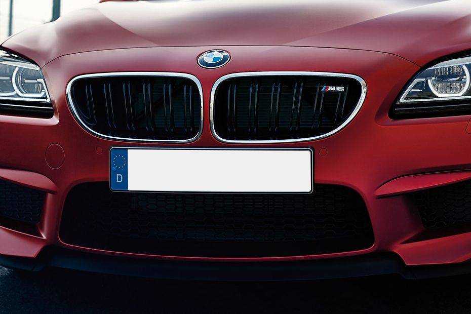 M6 Coupe Grille View M6 Coupe Grille View