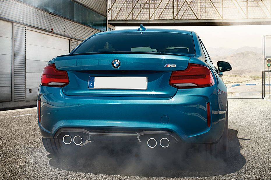 Full Rear View of بي إم دبليو M2 Competition Full Rear View of بي إم دبليو M2 Competition