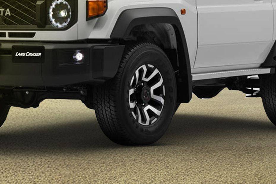 لاند كروزر 70 هارد توب Wheel لاند كروزر 70 هارد توب Wheel