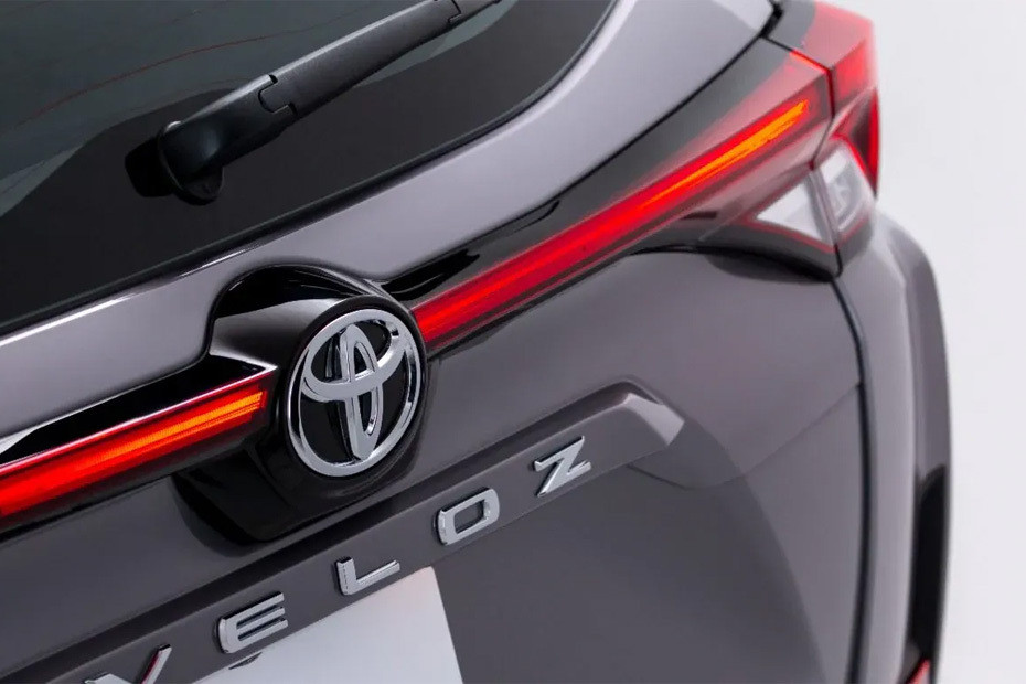 فيلوز Tail light فيلوز Tail light