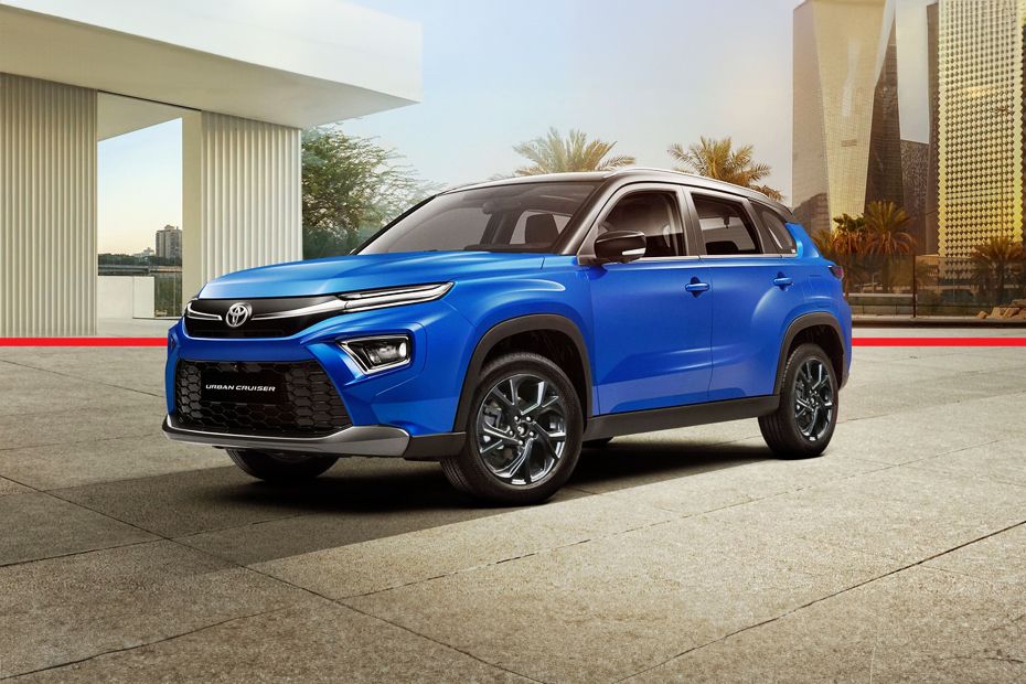 تويوتا أوربان كروزر Front Cross Side View تويوتا أوربان كروزر Front Cross Side View