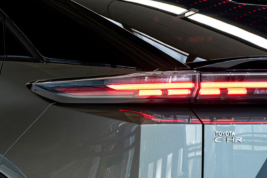 سي-إتش آر بلس Tail light سي-إتش آر بلس Tail light