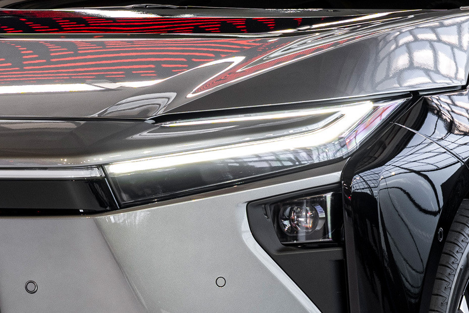 bZ4X Headlight bZ4X Headlight