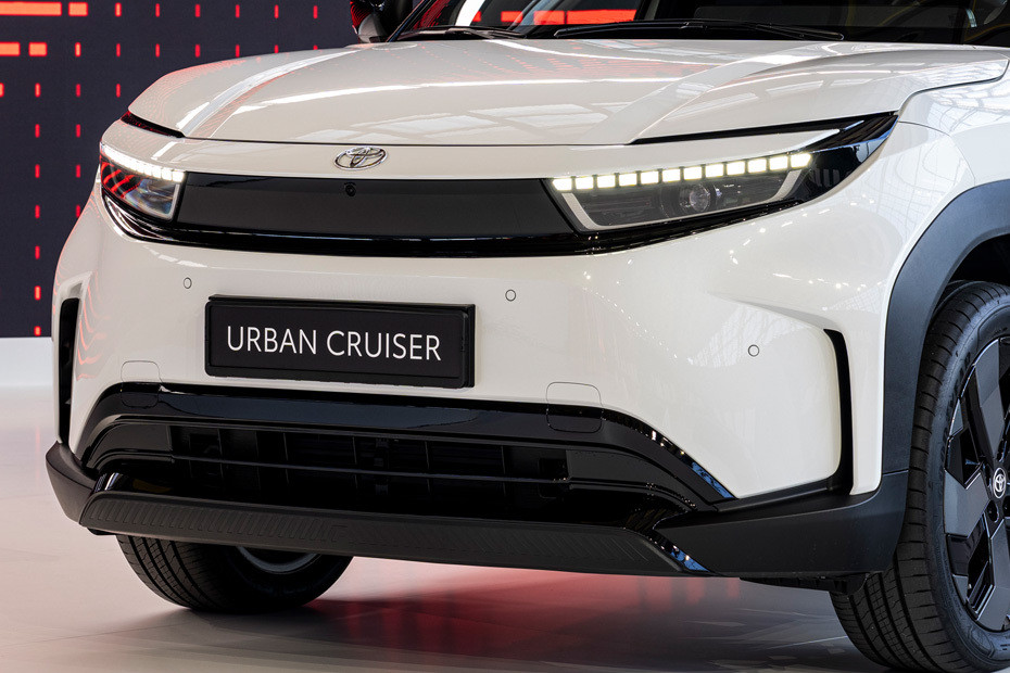 Urban Cruiser 2026 Grille View Urban Cruiser 2026 Grille View