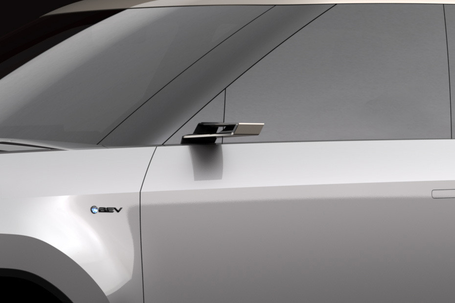 تويوتا لاند كروزر إس إي Drivers Side Mirror Front Angle تويوتا لاند كروزر إس إي Drivers Side Mirror Front Angle