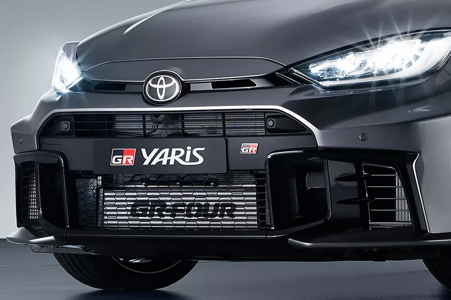 GR Yaris Grille View GR Yaris Grille View