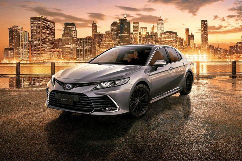 تويوتا Camry (2023-2024) Front Cross Side View تويوتا Camry (2023-2024) Front Cross Side View