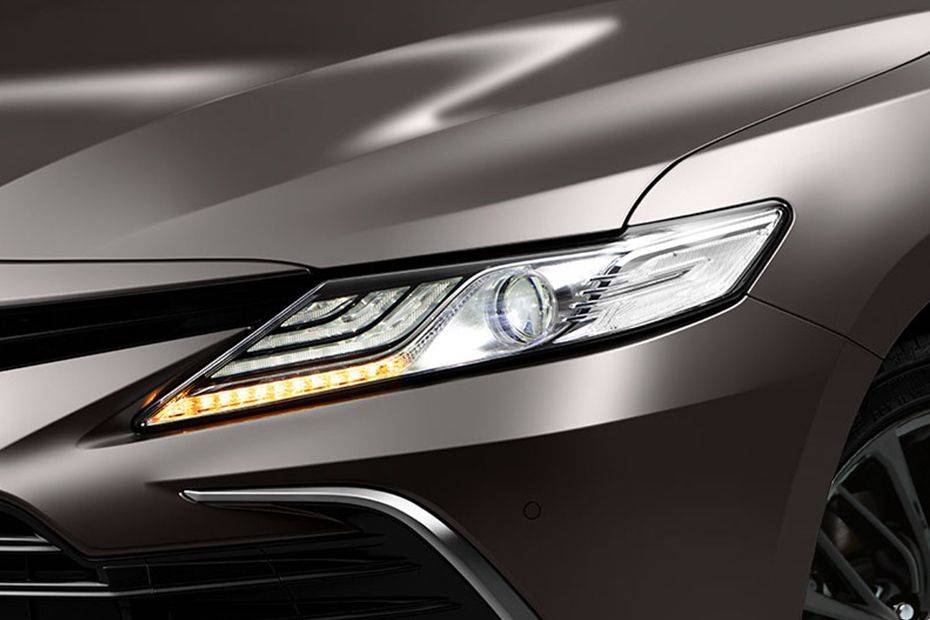 Camry (2023-2024) Headlight Camry (2023-2024) Headlight