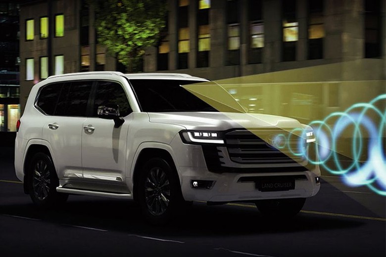 Toyota Land Cruiser Front Angle High View