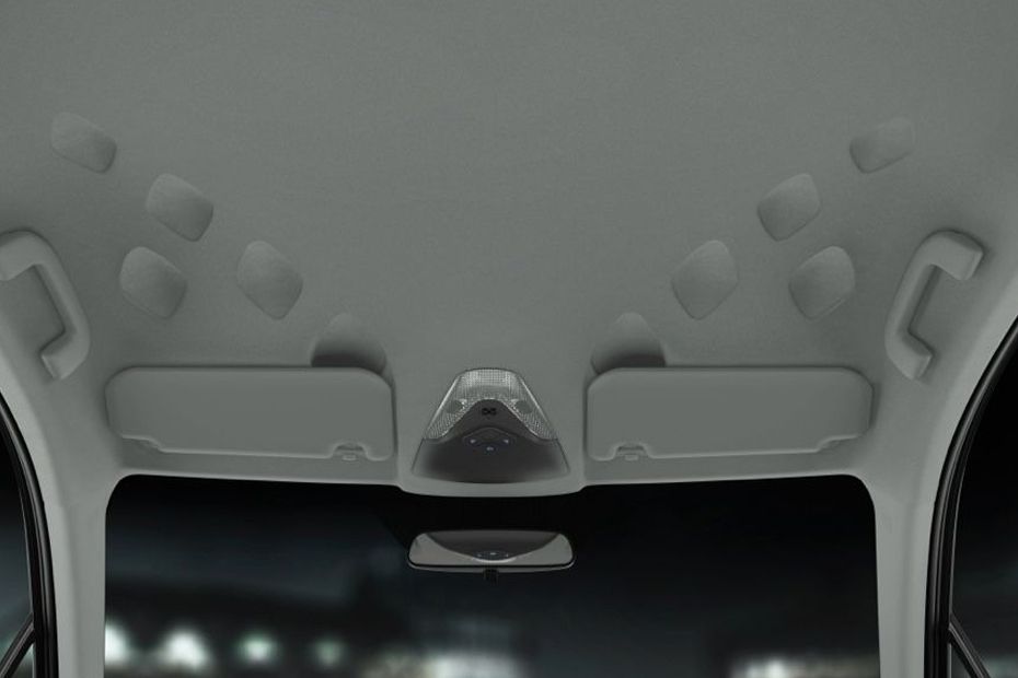 Rear Medium View of Toyota C-HR HEV (2020-2022)