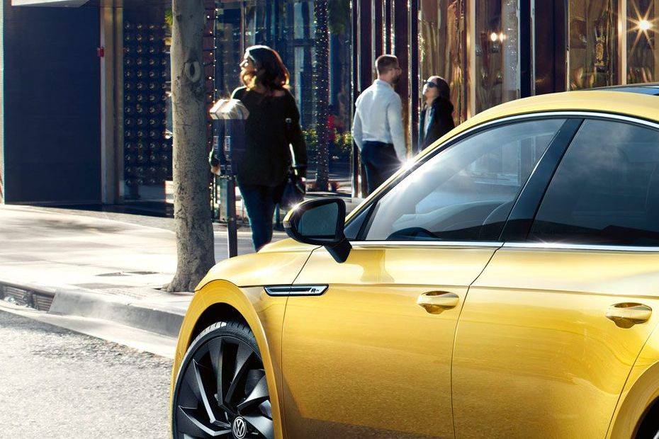 فولكس فاجن Arteon Drivers Side Mirror Rear Angle فولكس فاجن Arteon Drivers Side Mirror Rear Angle