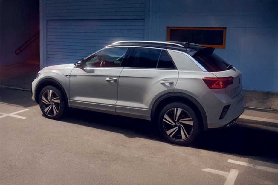 Rear Cross Side View of Volkswagen T Roc Rear Cross Side View of Volkswagen T Roc