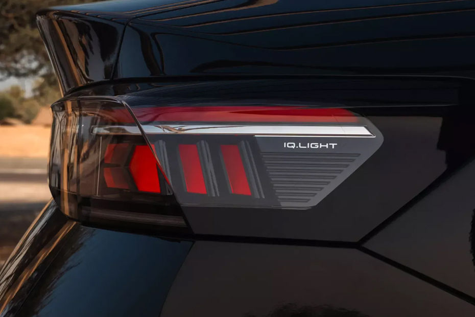 Passat Tail light