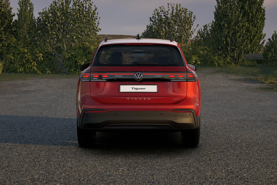 Full Rear View of Volkswagen Tiguan Full Rear View of Volkswagen Tiguan
