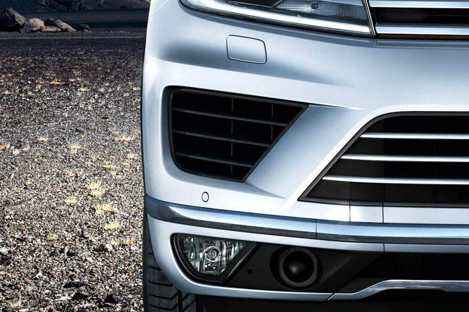 Touareg (2012-2021) Front Fog Lamp Touareg (2012-2021) Front Fog Lamp