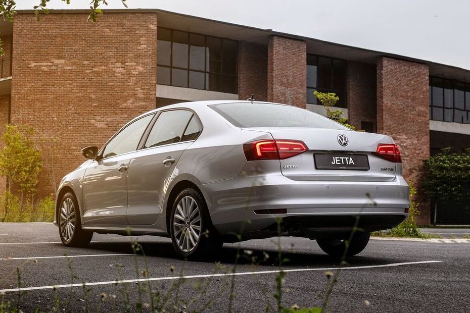 Jetta (2019-2023) Rear Low Angle View Jetta (2019-2023) Rear Low Angle View