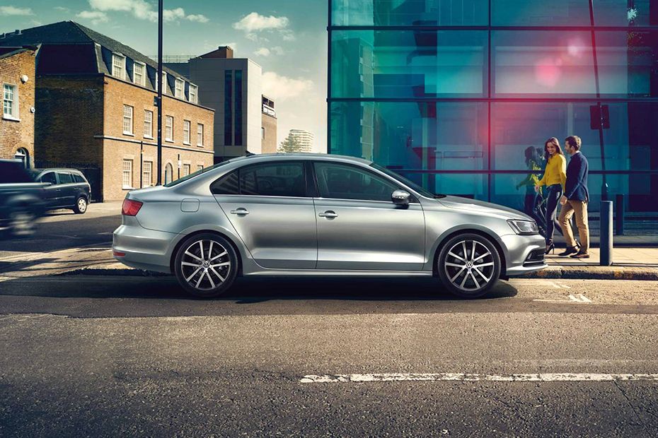 Jetta (2019-2023) Side view Jetta (2019-2023) Side view