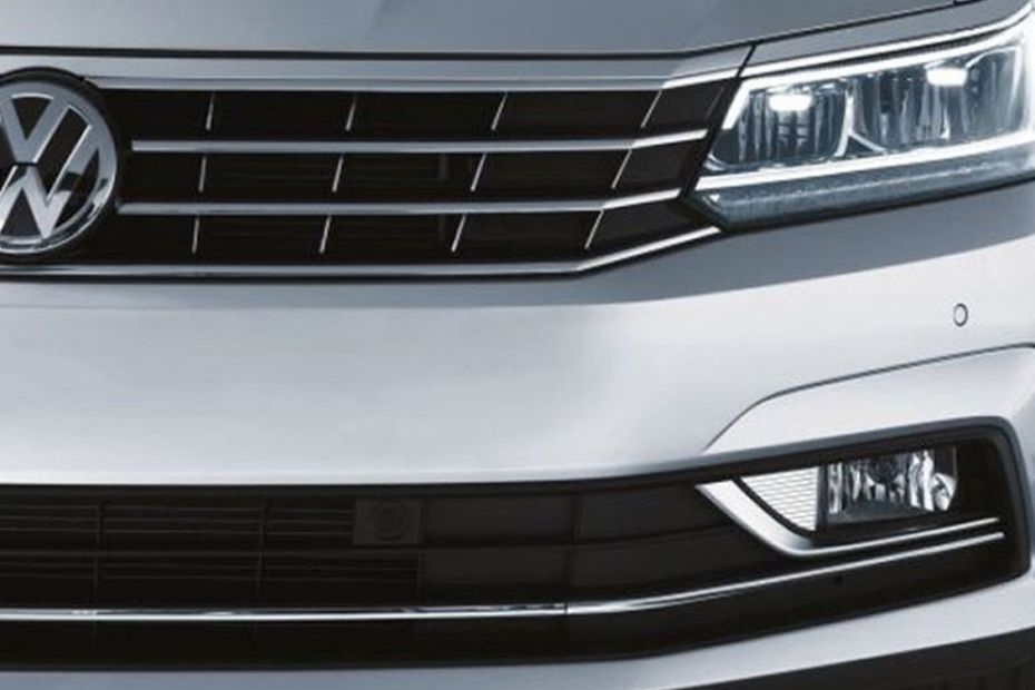 Passat Grille View Passat Grille View