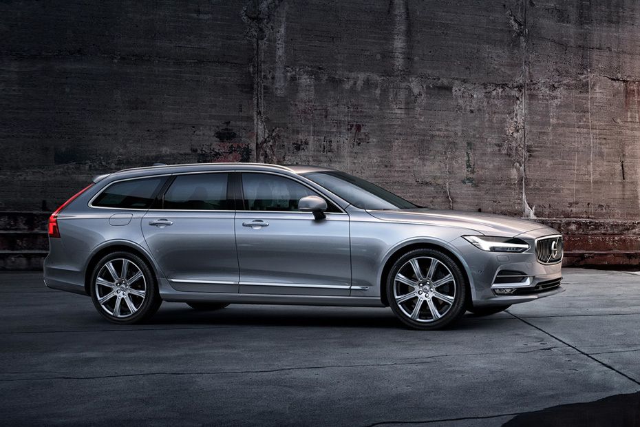 Volvo V90 Front Cross Side View Volvo V90 Front Cross Side View