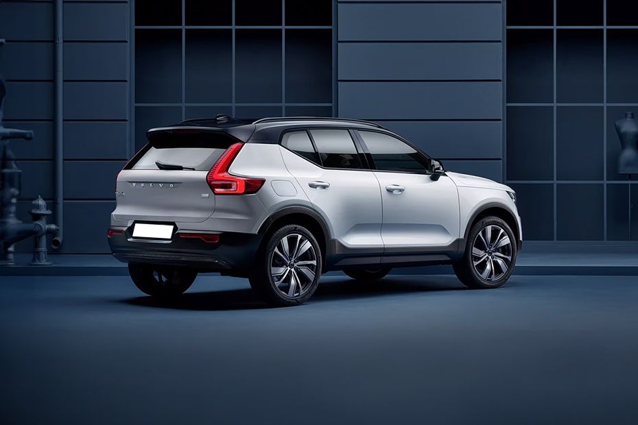 XC40 Rear angle view XC40 Rear angle view