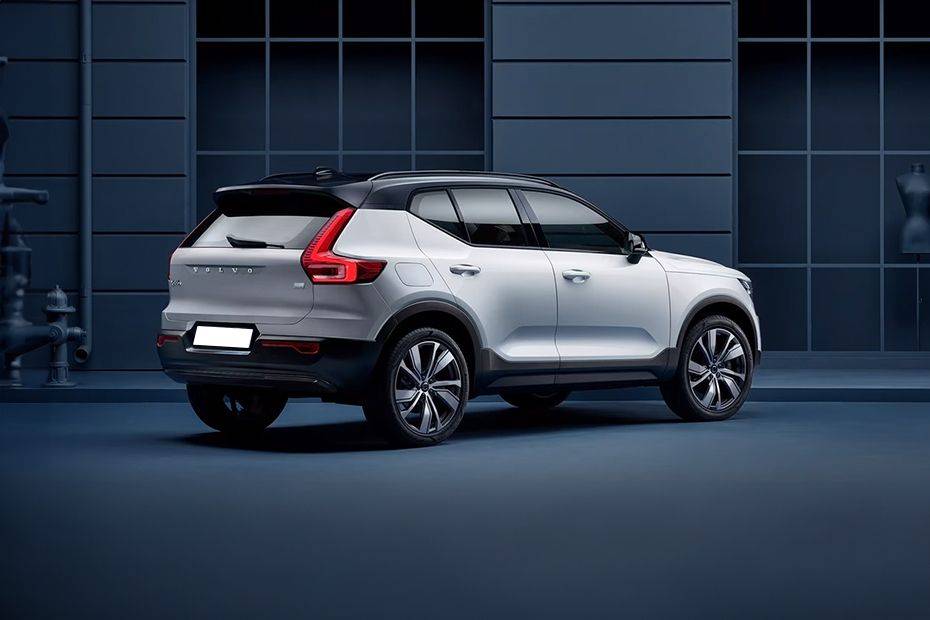 XC40 Recharge Rear angle view XC40 Recharge Rear angle view