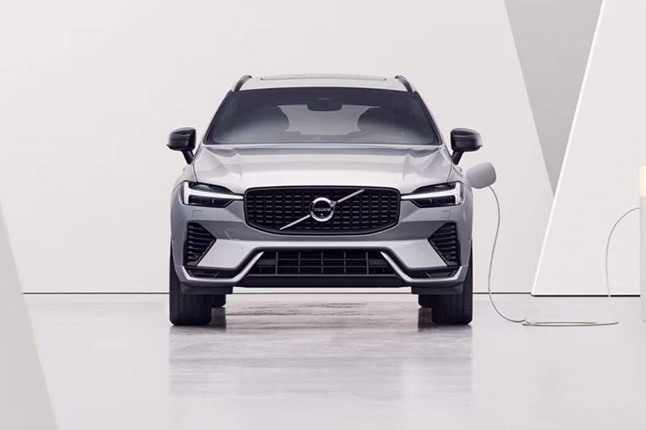 Volvo XC60 Recharge Saudi Arabia