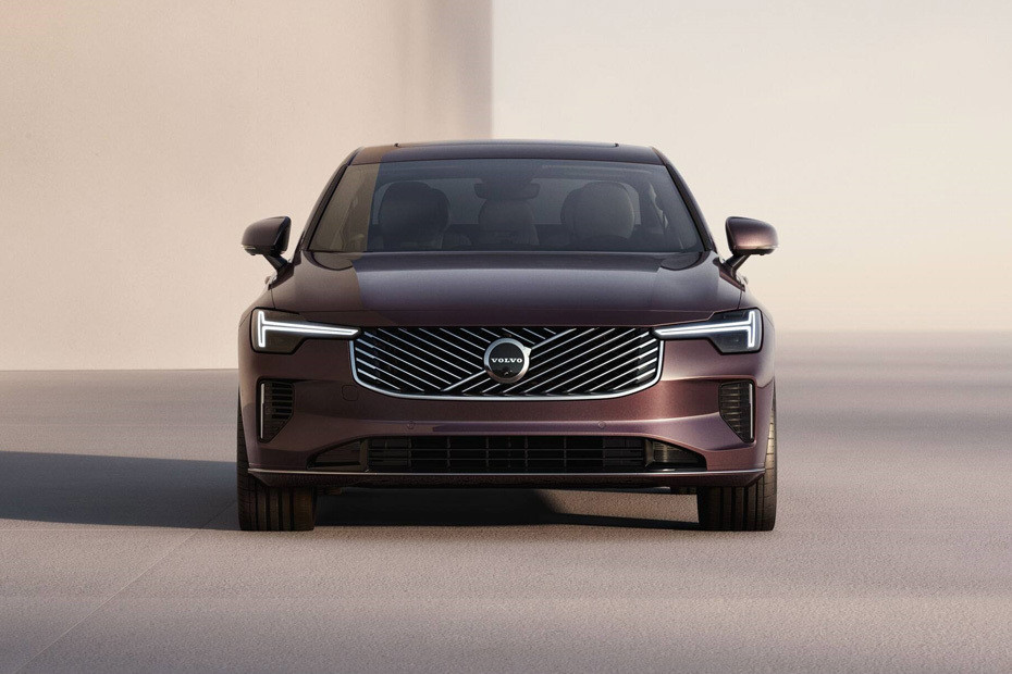 Full Front View of S90 Full Front View of S90