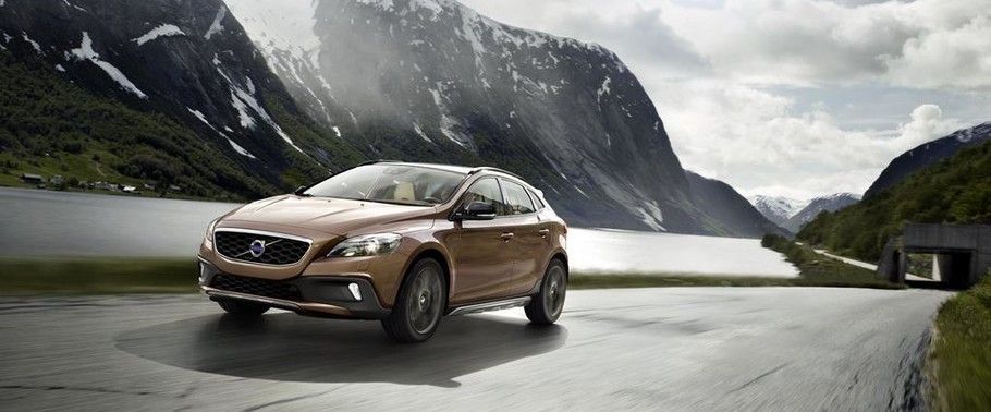 Volvo V40 Cross Country Front Angle High View