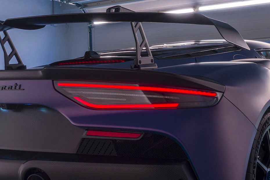 جي تي 2 سترادالي Tail light جي تي 2 سترادالي Tail light