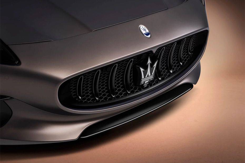 GranTurismo Grille View GranTurismo Grille View