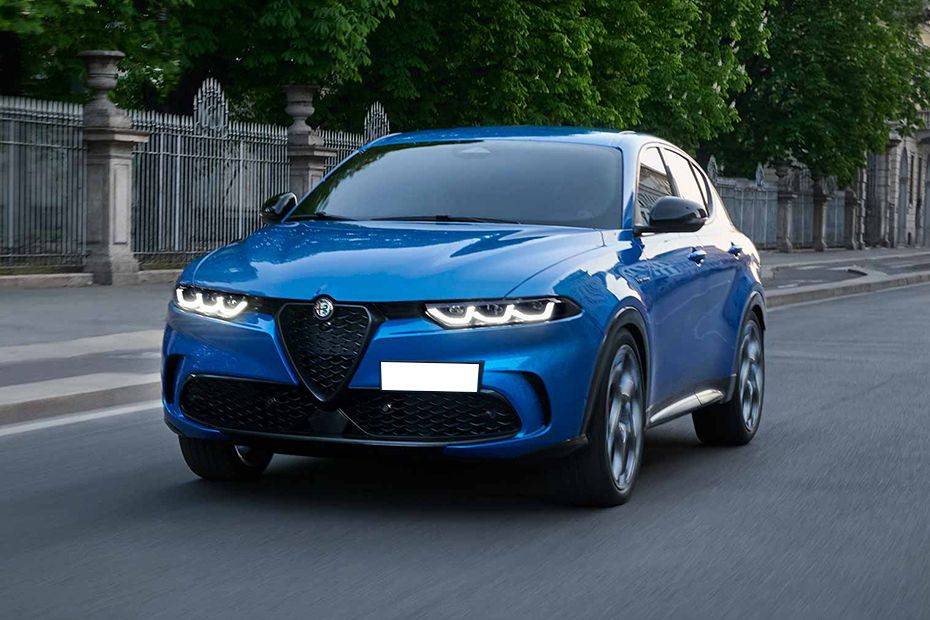 Alfa Romeo Tonale Front Cross Side View Alfa Romeo Tonale Front Cross Side View