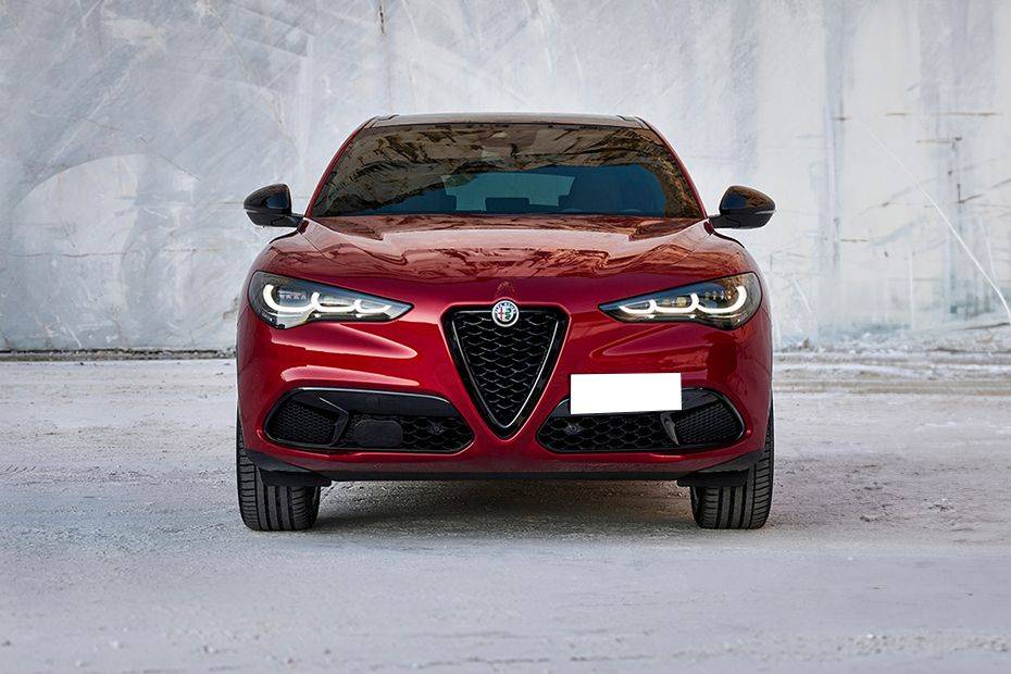 Alfa Romeo Stelvio Veloce 2025 Saudi Arabia