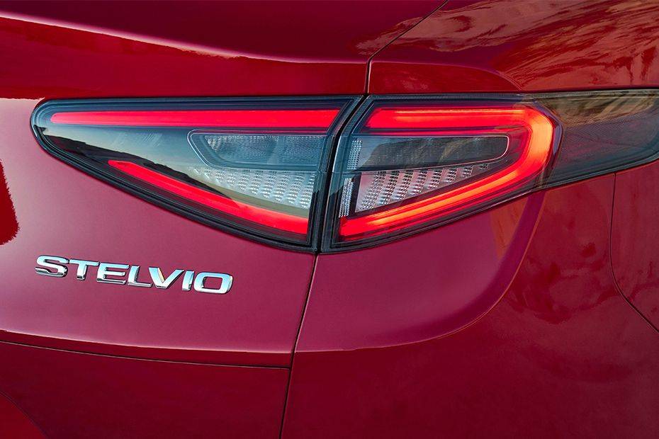 ستلفيو Tail light ستلفيو Tail light