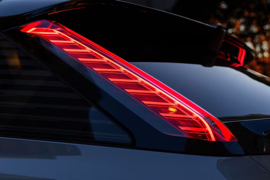Optiq Tail light Optiq Tail light