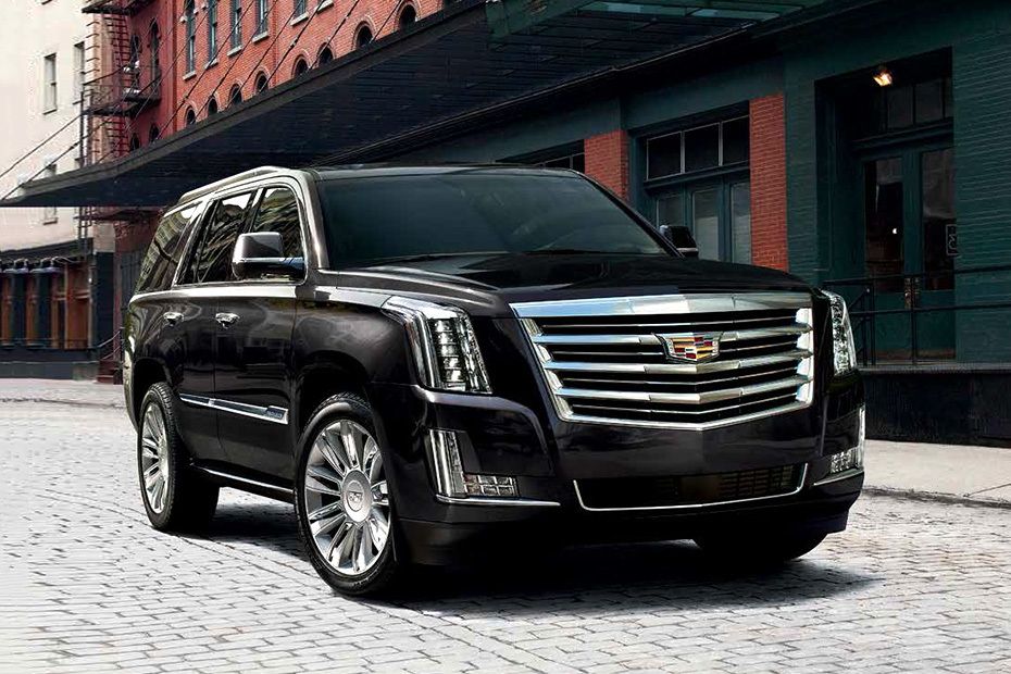 Cadillac Escalade (2023-2024) Front Medium View Cadillac Escalade (2023-2024) Front Medium View