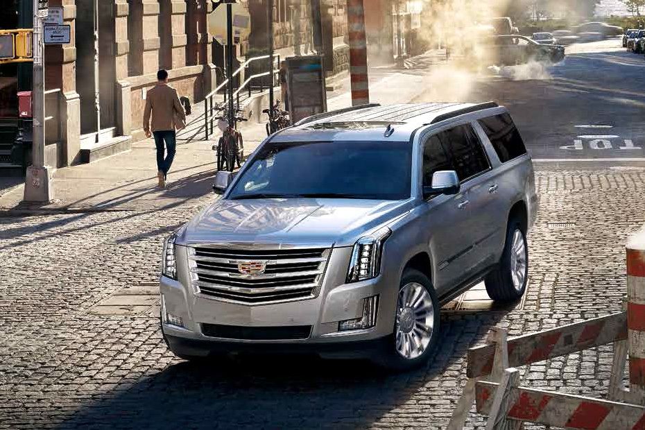 Escalade (2023-2024) Tilted Front View Escalade (2023-2024) Tilted Front View