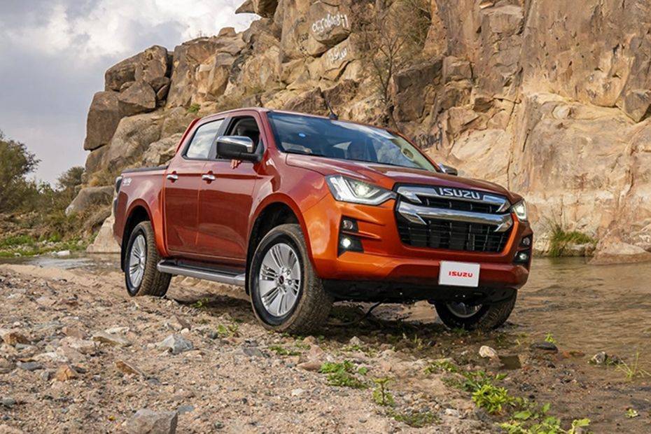 إيسوزو دي ماكس Front angle low view إيسوزو دي ماكس Front angle low view