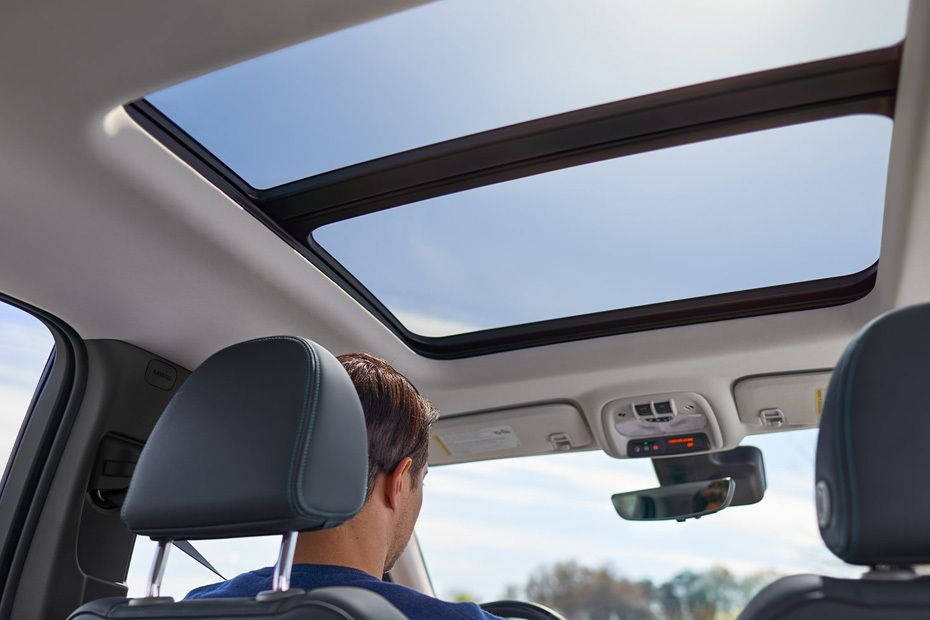 Chevrolet Bolt EV Sunroof Moonroof