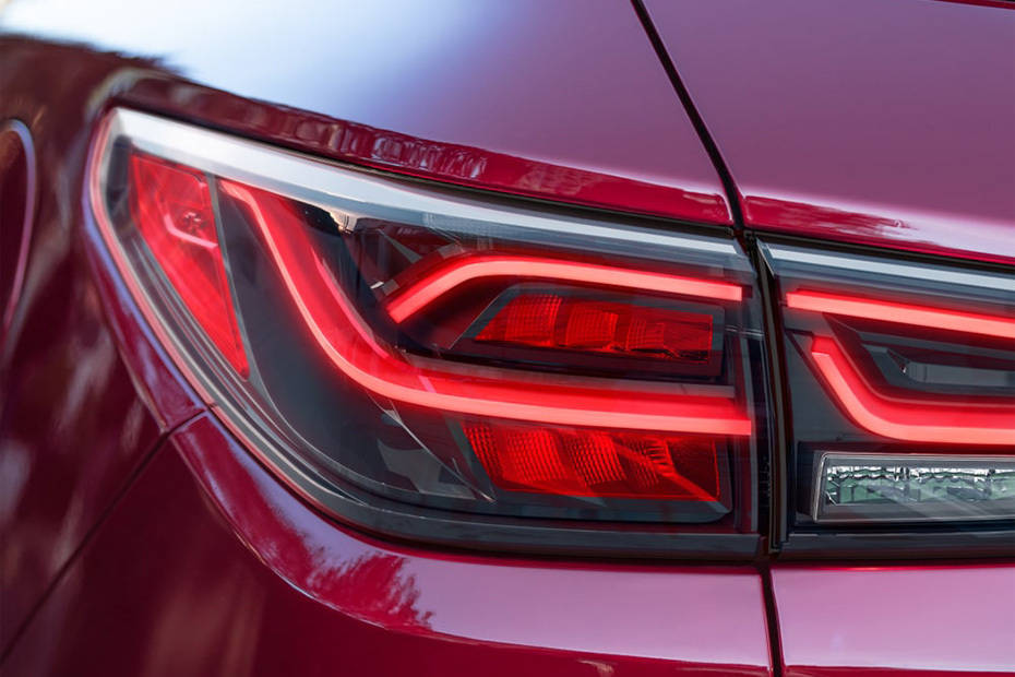 بليزر Tail light بليزر Tail light