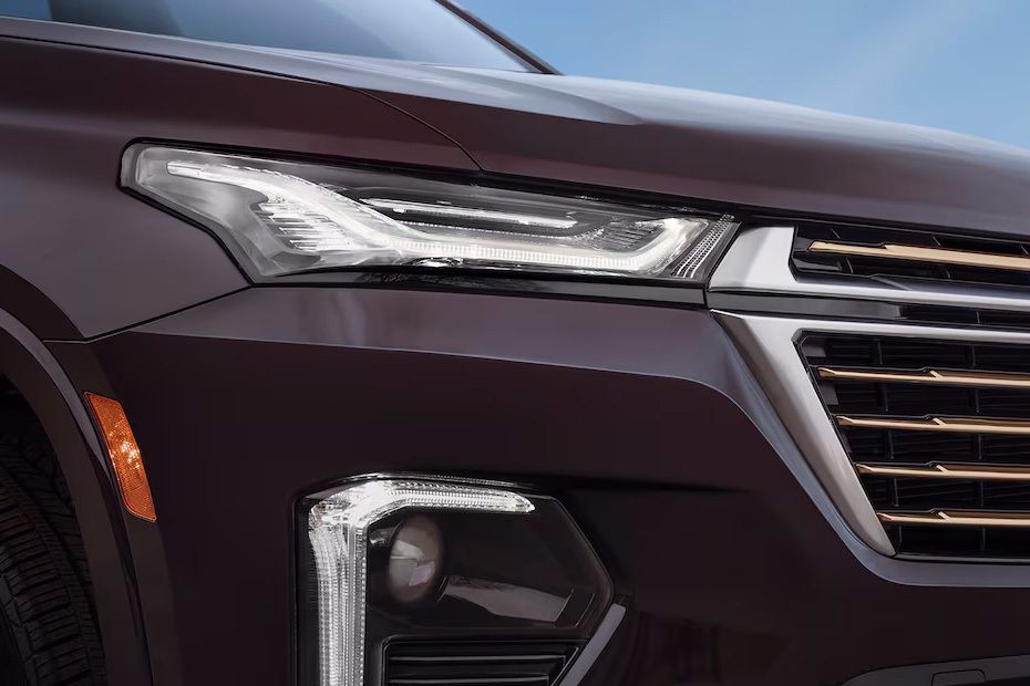 ترافرس Headlight ترافرس Headlight