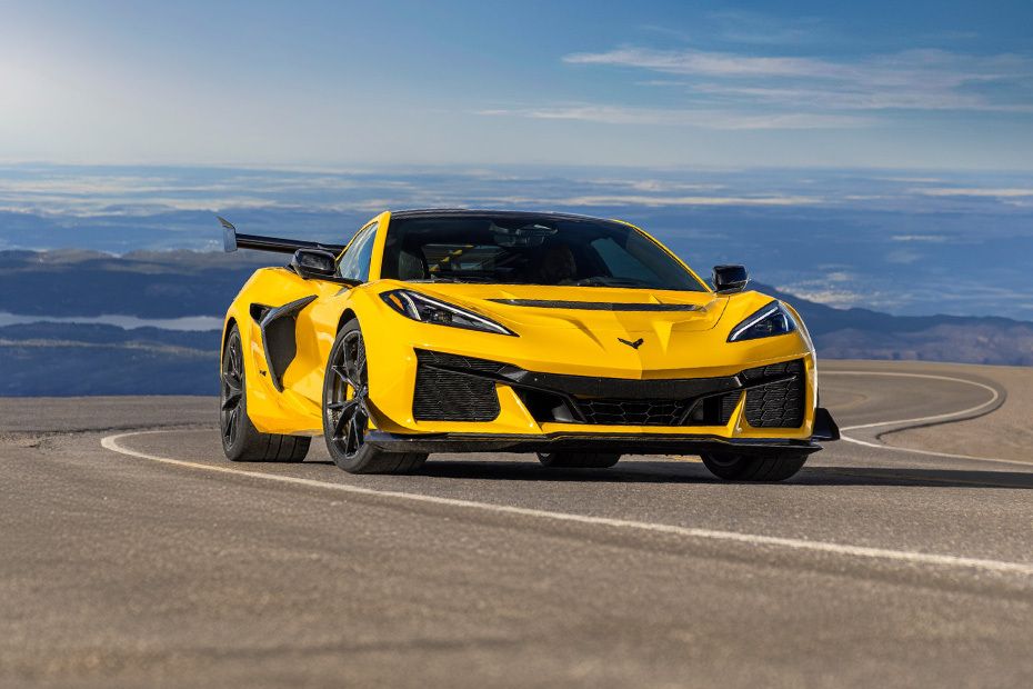 شفروليه ZR1 Front Medium View شفروليه ZR1 Front Medium View