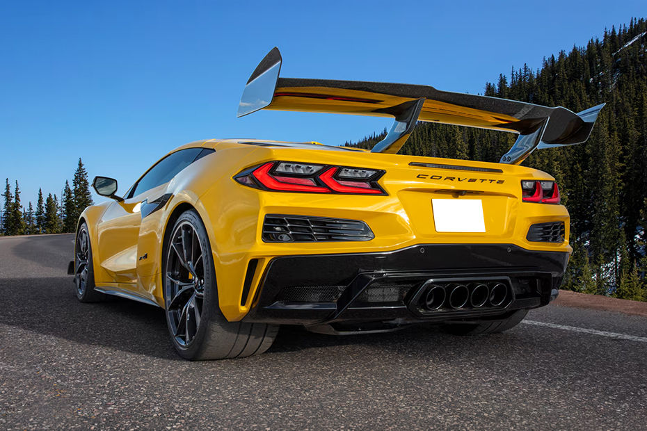 Rear Cross Side View of Chevrolet Corvette ZR1