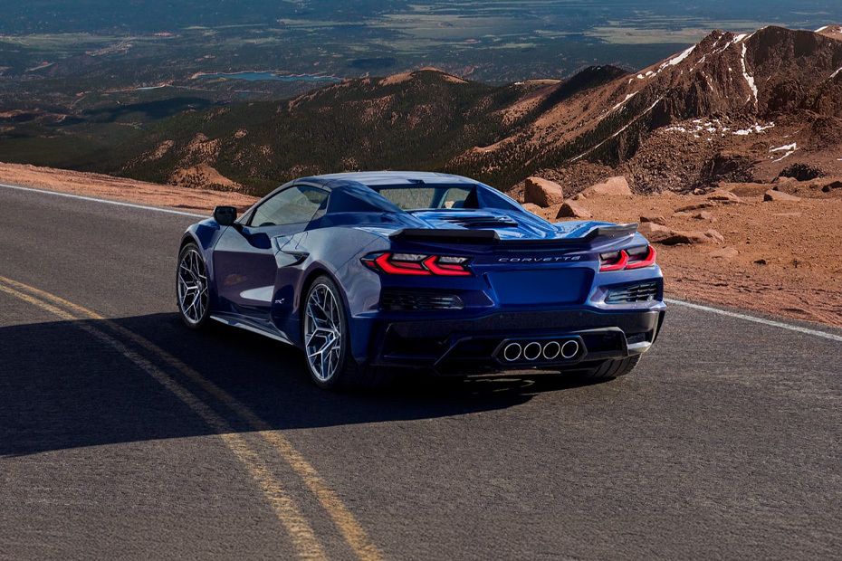 Rear Medium View of شفروليه ZR1 Rear Medium View of شفروليه ZR1
